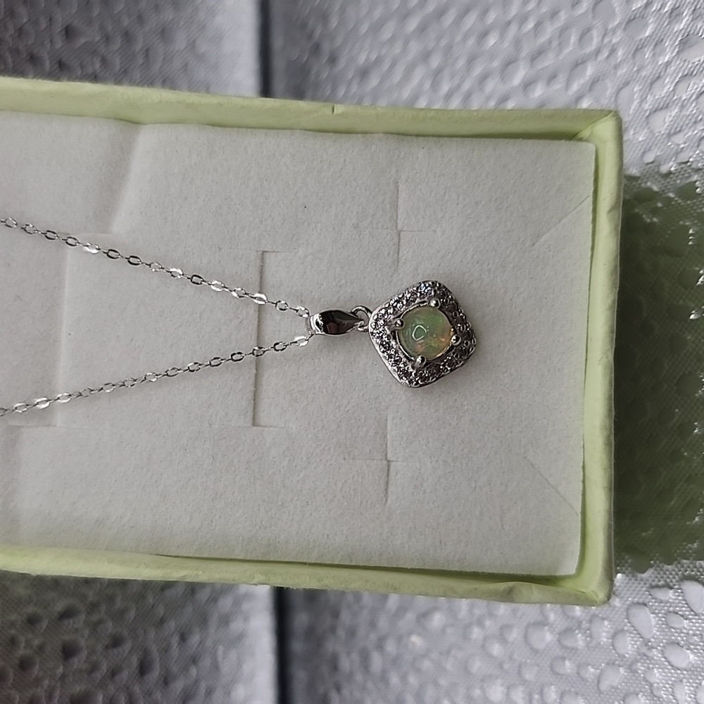 Silver Opal necklace ✨️